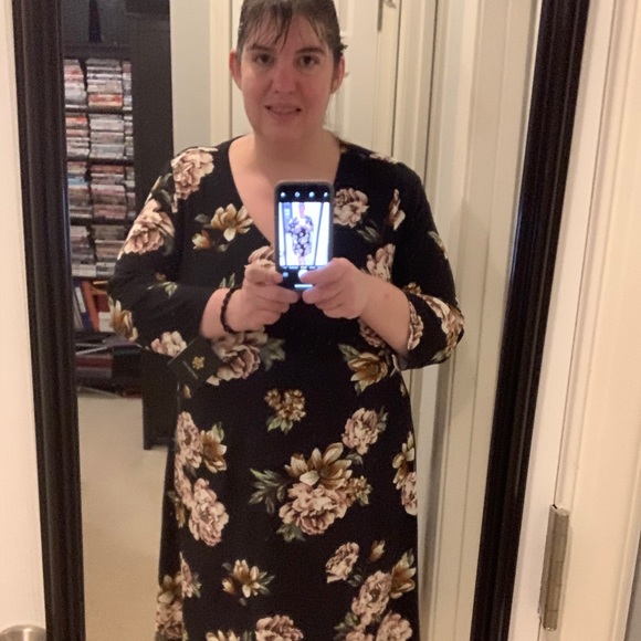 Floral Dress - Picture 7 of 7